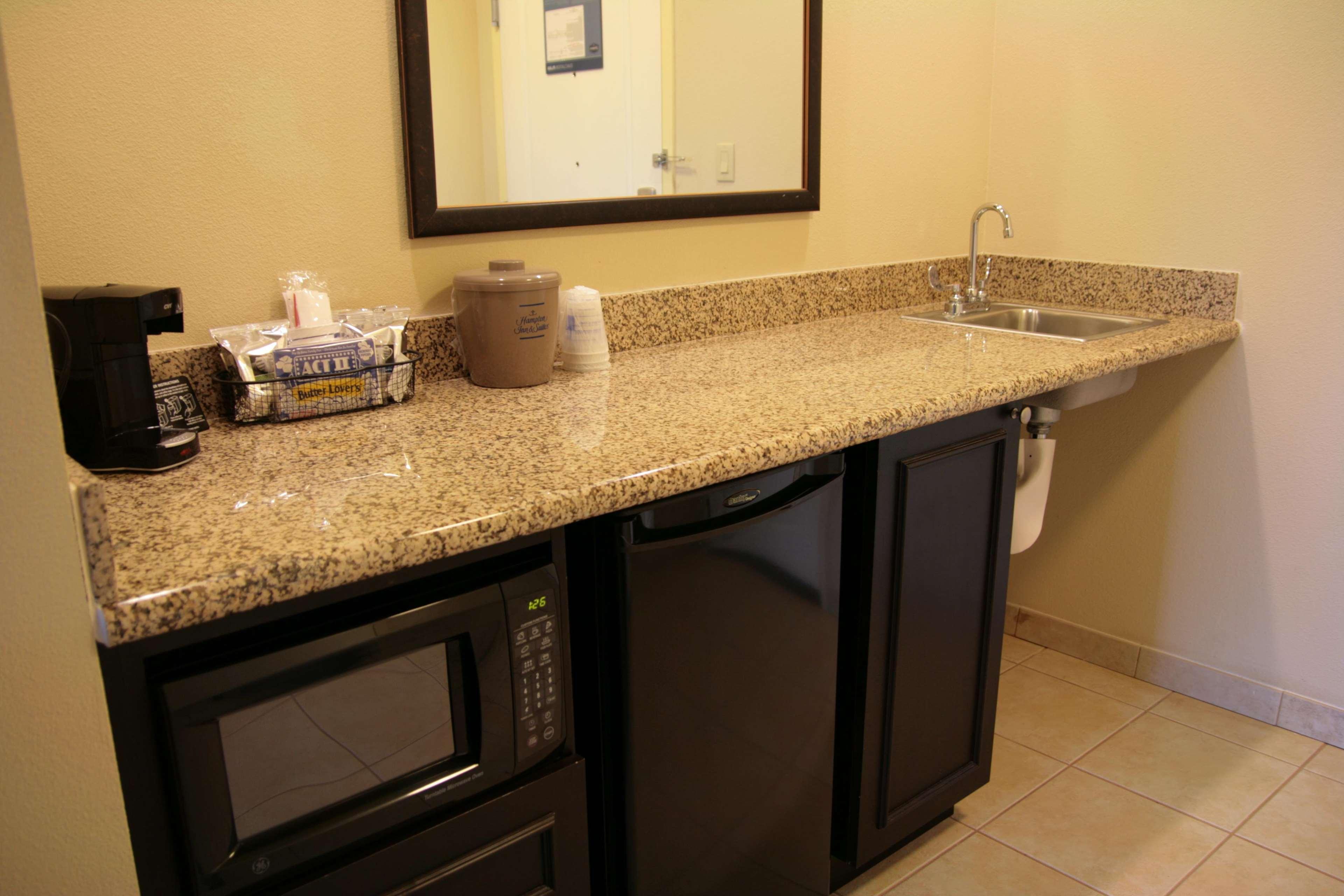 Hampton Inn & Suites Austin Cedar Park-Lakeline Стая снимка